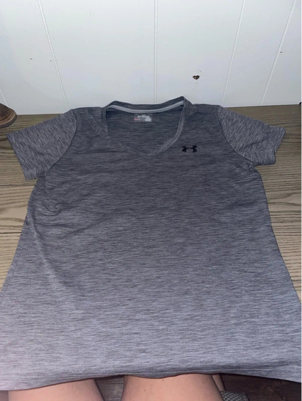 Under armour tee shirt